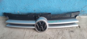  Mascherina anteriore VW Golf IV